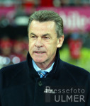 FUSSBALL DFB Pokal 2. Runde FC B Trainer Ottmar Hitzfeld