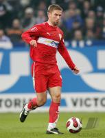 Fussball 1. Bundesliga: Stuttgart, HITZLSPERGER Einzelaktion