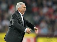 Fussball 2. Bundesliga: Koeln, LATOUR