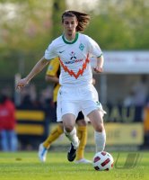 Fussball: 3. Liga,  Saison 2010/2011: SV Werder Bremen II, STEVANOVIC am Ball