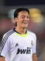 FUSSBALL International Primera Division 10/11:  OEZIL (Real Madrid)