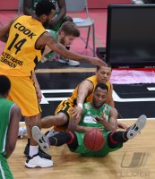 Basketball 1. Bundesliga  13/14  Walter Tigers Tuebingen  - TBB Trier