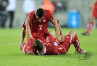 Fussball U21-EURO 2011 Halbfinale:  JUBEL nach dem Sieg Philippe Koch mit Xherdan Shaqiri (v. li., Schweiz)
