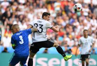 Fussball Europameisterschaft Achtelfinale 2016: Deutschland - Slowakei