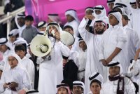 Fussball AFC Asian Cup 2011 Eroeffnungsspiel:  Katarische Fans in Tracht