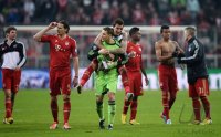 FUSSBALL INTERNATIONAL CHL VIERTELFINALE 12/13: JUBEL FC Bayern Muenchen