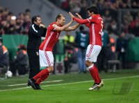 Fussball DFB Pokal 2. Runde 16/17: FC Bayern Muenchen - FC Augsburg