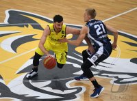 Basketball 2. Bundesliga  19/20: Tigers Tuebingen - Uni Baskets Paderborn