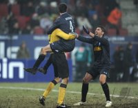 2. Fussball Bundesliga : (v. li.) VfL Bochum JUBEL nach dem Sieg mit Andreas Luthe, Marcel Maltritz, Anthar Yahia