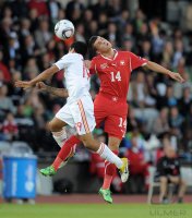 Fussball U21-EURO 2011 FINALE:  Thiago Alcantara (li, Spanien) gegen Granit Xhaka (re, Schweiz)