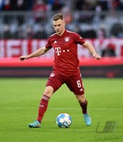 Fussball 1. Bundesliga Saison 21/22: FC Bayern Muenchen - SpVgg Greuther Fuerth
