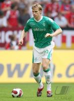 Fussball 1. Bundesliga, Bremen: MERTESACKER, Einzelaktion