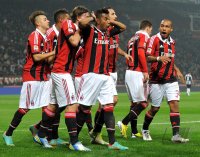 FUSSBALL SERIE A:  Jubel mit Robinho (AC Mailand)