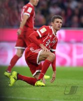 Fussball 1. Bundesliga Saison 17/18: FC Bayern Muenchen - VfL Wolfsburg