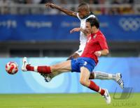 FUSSBALL  Olympia 2008  Peking  Vorrunde Serbien - Elfenbeinkueste