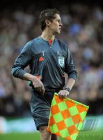 Fussball CHL  Viertelfinale:  Schiedsrichterassistent Volker Wezel (GER)