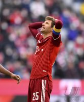 Fussball 1. Bundesliga Saison 21/22: FC Bayern Muenchen - Bayer 04 Leverkusen