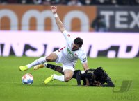 Fussball 1. Bundesliga Saison 21/22: FC Augsburg - FC Bayern Muenchen