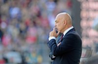 Fussball 1. Bundesliga  Saison 2010/2011:  Trainer Christian Gross (VfB Stuttgart)