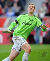 Fussball: 1. Bundesliga Saison 2010/2011: Schalke, NEUER