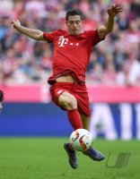 Fussball 1. Bundesliga Saison 15/16: FC Bayern Muenchen - VfB Stuttgart
