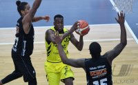 Barmer 2. Basketball Bundesliga  18/19: Tigers Tuebingen - White Wings Hanau