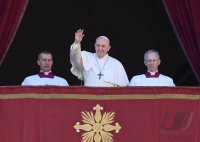 Rom; Papst Franziskus I. spricht den Urbi Et Orbi Segen