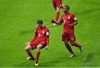 Fussball 1. Bundesliga Saison 15/16: JUBEL FC Bayern Muenchen