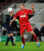 Fussball: DFB Pokal, 2. Hauptrunde: 1. FC Koeln, PODOLSKI am Ball