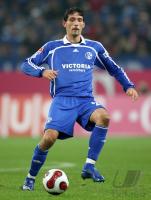 Fussball 1. Bundesliga: Schalke, KURANYI Einzelaktion