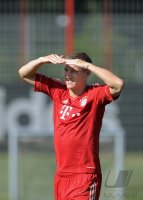 Fussball 1. Bundesliga 2010/2011: Bastian Schweinsteiger (FC Bayern Muenchen)