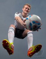 Andre SCHUERRLE (Deutschland) posiert im exklusiven Pressefoto ULMER Shooting im Nationaltrikot