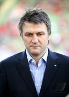 Fussball 1. Bundesliga: Hamburg, BEIERSDORFER