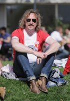 Fussball Landesliga   2010/2011: Schlagersaenger Dieter Thomas Kuhn