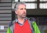 Oberbuergermeister Palmer nimmt die Radgarage am Tuebinger Hauptbahnhof in Betrieb