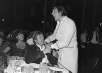 Fussball 1. Bundesliga 1979/1980: Weihnachtsfeier des FC Bayern Muenchen 1979