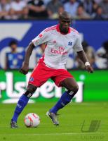 Fussball 1. Bundesliga  Saison 2010/2011: Hamburger SV, DEMEL am Ball