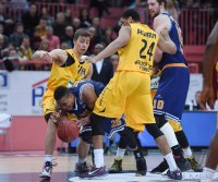Basketball 1. Bundesliga 14/15 Hauptrunde:  Walter Tigers Tuebingen - Eisbaeren Bremerhaven