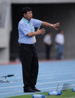 FUSSBALL INTERNATIONAL: Trainer Kim Jong Hun (Nordkorea)