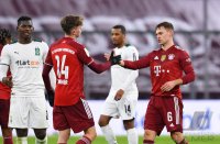 Fussball 1. Bundesliga Saison 21/22: FC Bayern Muenchen - Borussia Moenchengladbach