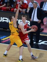 Basketball 1. Bundesliga 13/14:  Walter Tigers Tuebingen - FC Bayern Muenchen