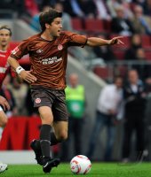 Fussball: 1. Bundesliga Saison 2010/2011, St. Pauli: BRUNS Einzelaktion