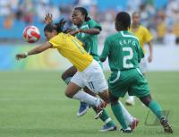 FUSSBALL  Olympia 2008   Vorrunde  Frauen   Nigeria - Brasilien