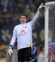 Fussball 1. Bundesliga : Torwart Raphael Schaefer (1 FC Nuernberg)