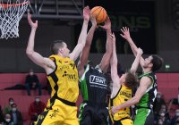 Basketball 2. Bundesliga 2021/2022: Tigers Tuebingen - ROEMERSTROM Gladiators Trier