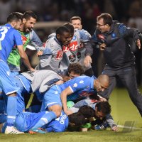 Fussball Supercoppa Italia Finale 2014 in Doha: JUBEL SSC Neapel