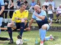 Fussball / Benefizspiel Promi - Spiel beim SV Ehestetten - Muenzdorf