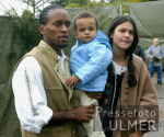 FUSSBALL FC Bayern Muenchen Wies`n Besuch 2002  Ze Roberto