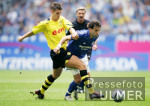 Fussball 1. Bundesliga: Schalke - Dortmund, Zweikampf