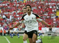 Fussball INTERNATIONAL EURO 2004 Deutschland - Tschechien
